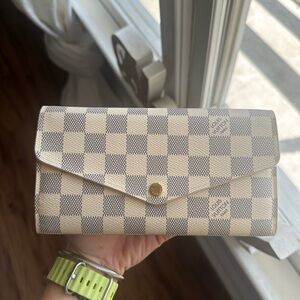 Louis Vuitton Sarah wallet